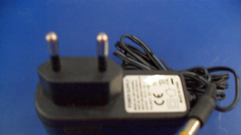 LED灯电源插墙式火牛24V