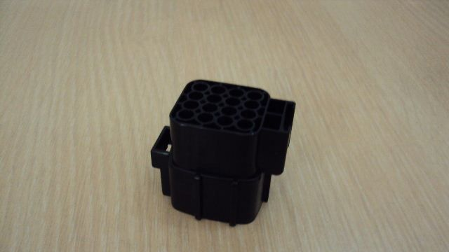 供应AMP/TYCO汽车连接器368050-1