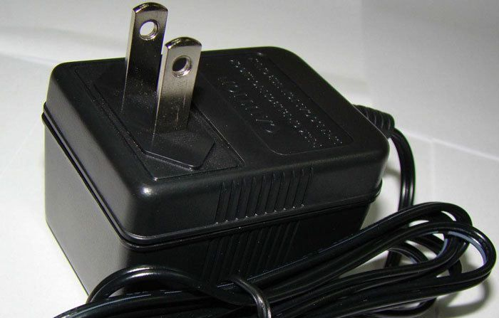 深圳佳通鑫供应35*国标220v输入7.5v400MA仪器电源适配器充电器
