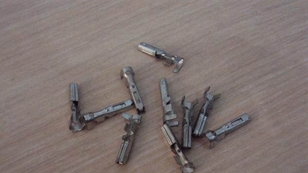 供应AMP/TYCO汽车连接器282110-1