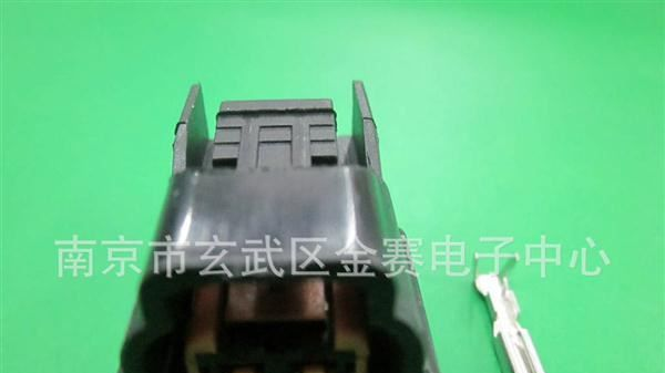 供应汽车连接器、接插件、护套DJ70213Y-2.3-21