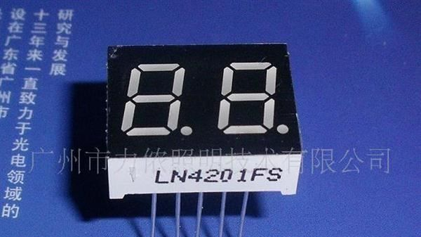 供应0.4英寸双位红色（LN4201FS6B）