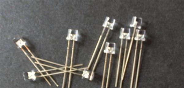 供应圣诞灯用凹型粉红色LED发光二极管