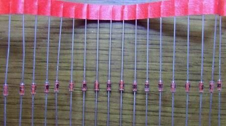 双向触发二级管DB3 DO-35