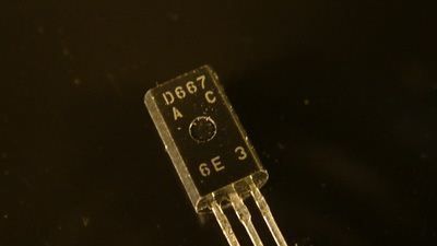 供应三极管D667