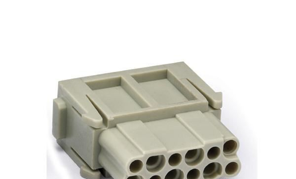 重载连接器模块