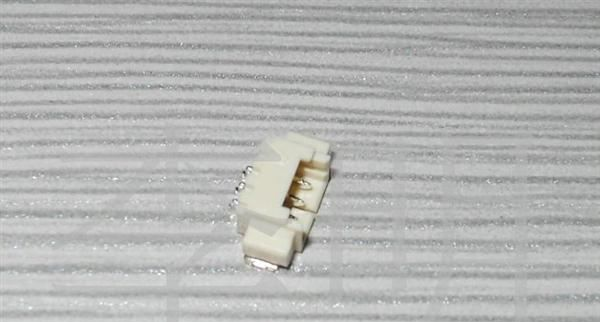 供MOLEX 53261-0390  线对板连接器