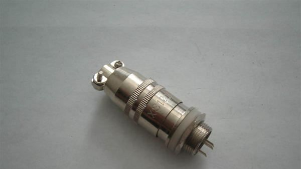 供应电缆连接器