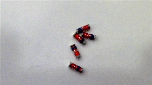 ZMM10V 贴片稳压二极管 1/2W系列