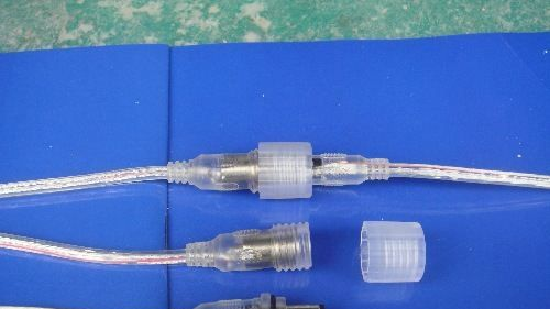 直销LED防水连接器 DC公母插 2芯0.5平方 透明 黑色 白色