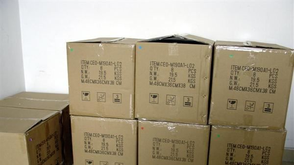 【新品】G154I1-L01  供应LED背光真彩色工控级奇美15.4寸液晶屏