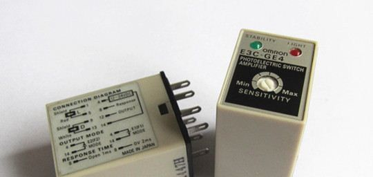 欧姆龙光光纤放大器  E3C-GE4