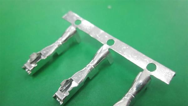 汽车连接器、塑料接插件、金属端子DJ623-2*0.6A  DJ621-2.3A
