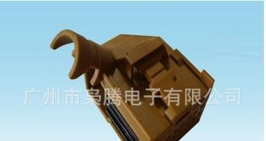 供应大众插头，AMP连接器1534094-1
