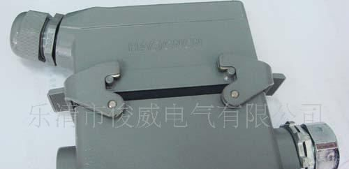 供应重载连接器