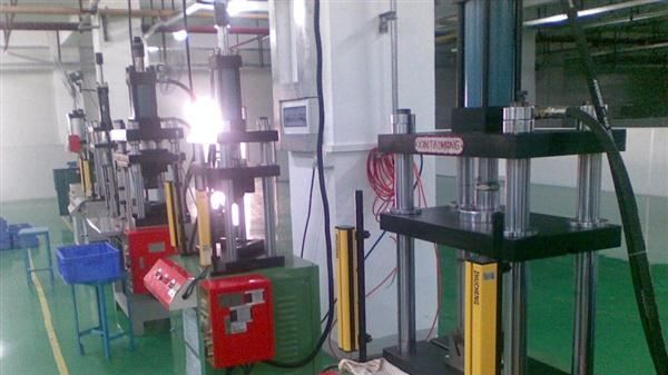 厂家供应ZC-A1320安全光栅，光电传感器