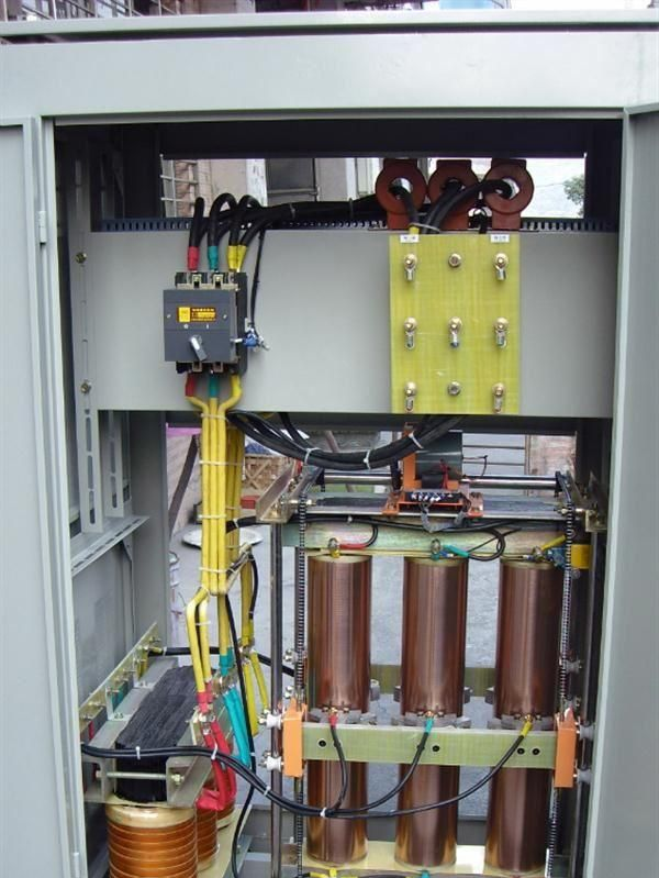 供应大功率补偿式稳压器SBW-100KVA(图) 电力稳压器 油浸式稳压器