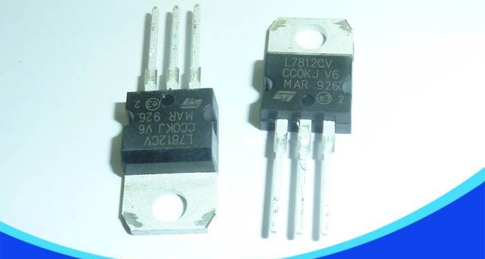 L7812CV三端稳压管