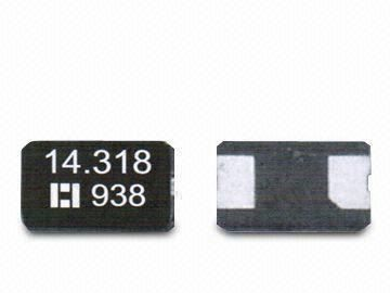 鸿星晶体振荡器E8FA14.3180F20G33---14.318MHz，±30ppm，20pF
