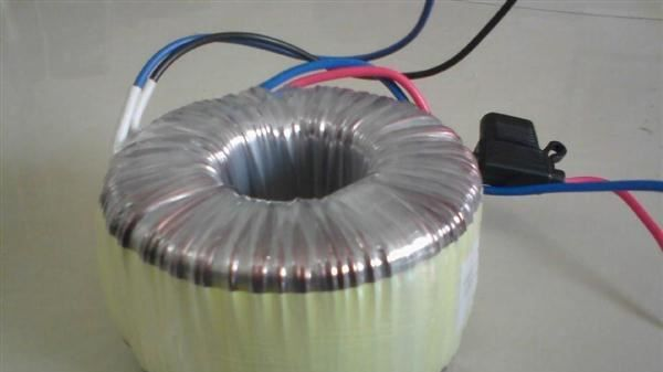 供应音响设备用EI型变压器 低频电源变压器 方形变压器