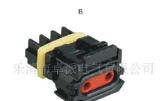 供应汽车连接器/护套/塑料件/52117-0241
