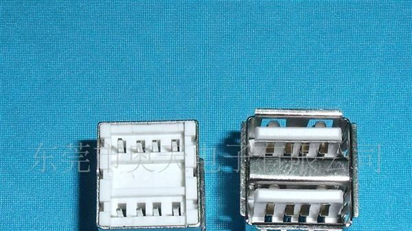 USB 双层短体180度插板母座，电脑连接器