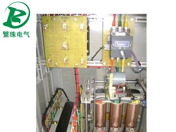 厂家供应SBW-100KVA三相全自动补偿式电力稳压器