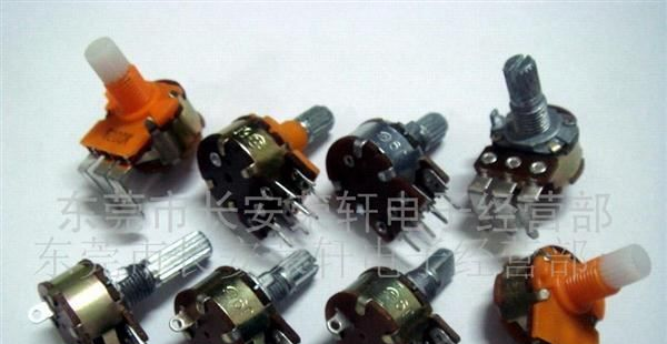 149系列旋转式带开关电位器调光调速旋转式碳膜电位器