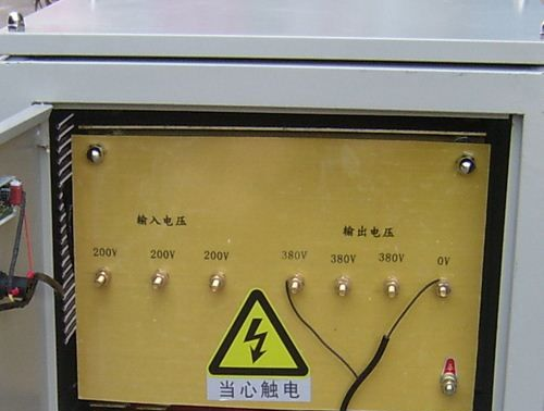 上海伟浩变压器,380V/220V进口设备用三相干式隔离变压器