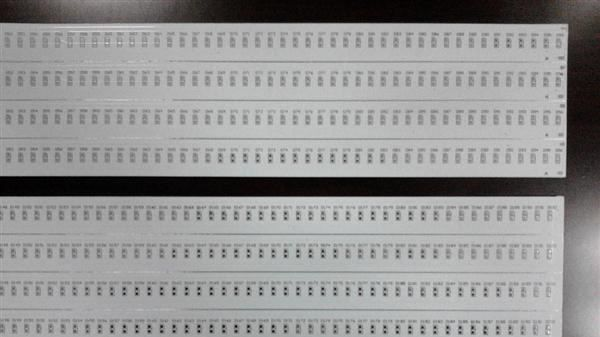 LED日光灯PCB线路板T5T8灯管铝基板3528.3014铝基板供应生产。