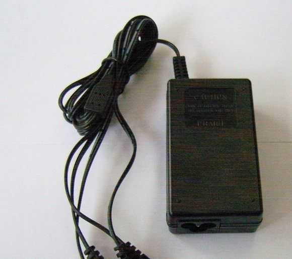 供应12v2A桌面式电源 电源适配器 电源 电源适配器12