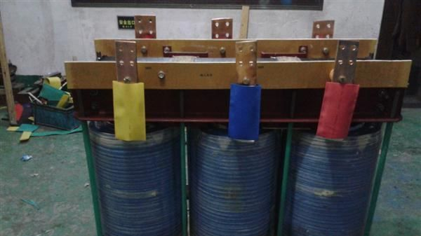 供应200kva三相干式变压器/使用寿命长质量保证-200kva三相变压器