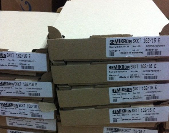 网上直销西门康可控硅模块SKKT122/18E现货特价