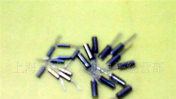 供应圆拄晶振3×8/2×6/4MHZ