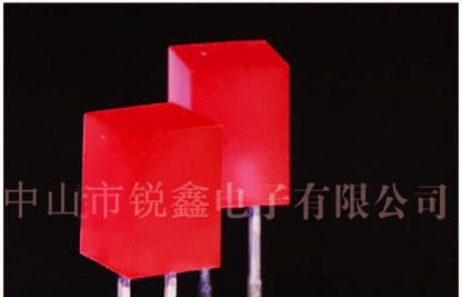5*5*7红发红LED发光二极管 557方形灯珠 557矩形红灯 557红发红
