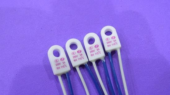 厂家直销  发热板专用温度保险丝
