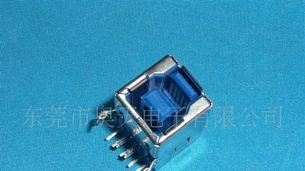 3.0 B型90度插板母座，3.0 USB 连接器