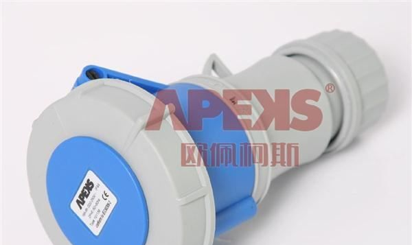 供应工业连接器（图） IP44/IP66/67