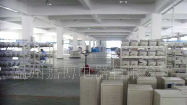 SVC--10KV 单相柜机全自动交流稳压器