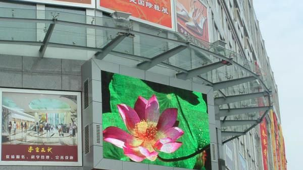 P16户外全彩led显示屏，超高亮度，画面清晰细腻，性价比高