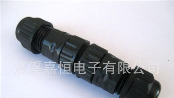 供应优质多功能插座/插头 显示屏连接器 CE认证