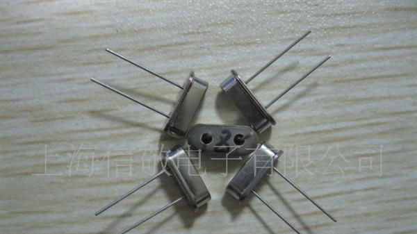 供应插件dip晶振49S谐振器7.600MHZ