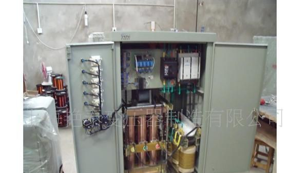 供应SBW-50KVA大功率稳压器