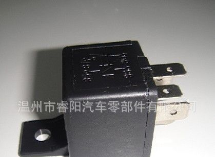 供应海拉款继电器、12V30A汽车继电器、车用继电器