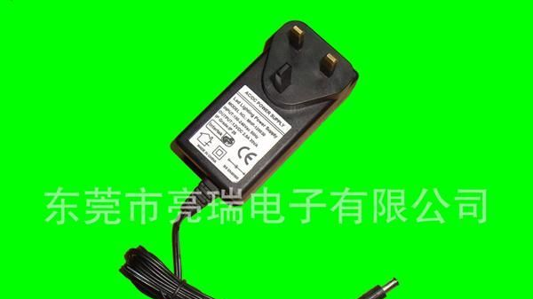 供应瑞科24V3A桌上型低频变压器