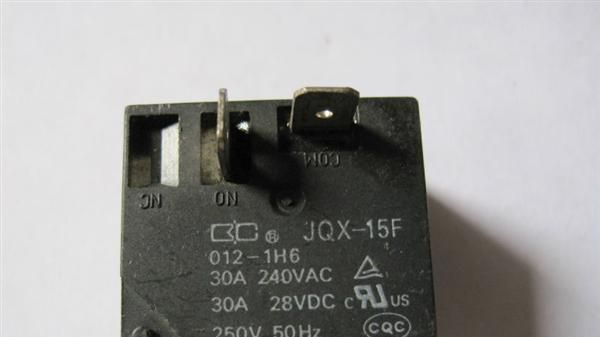 拆机二手继电器 欧姆龙G8P-1A4TP 12VDC 155欧姆 常开 30A4脚