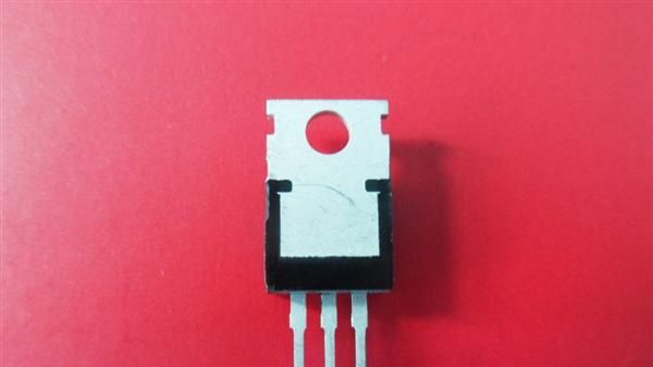 供应全新自主品牌可控硅BT137,TO-220