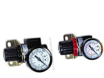 供应感应调压器