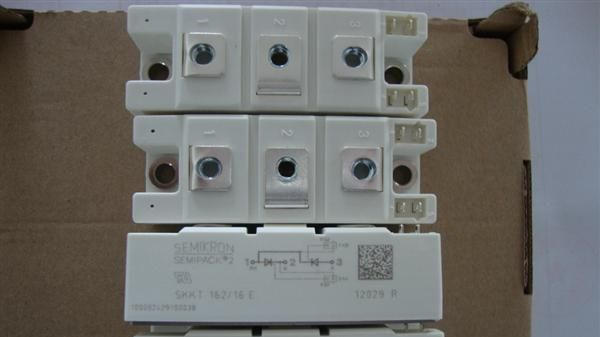 网上直销德国赛米控可控硅SKKT132/20EH4