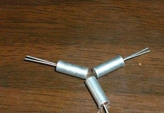 供应3*8镀锡环保32.768KHZ,50PPM晶体谐振器